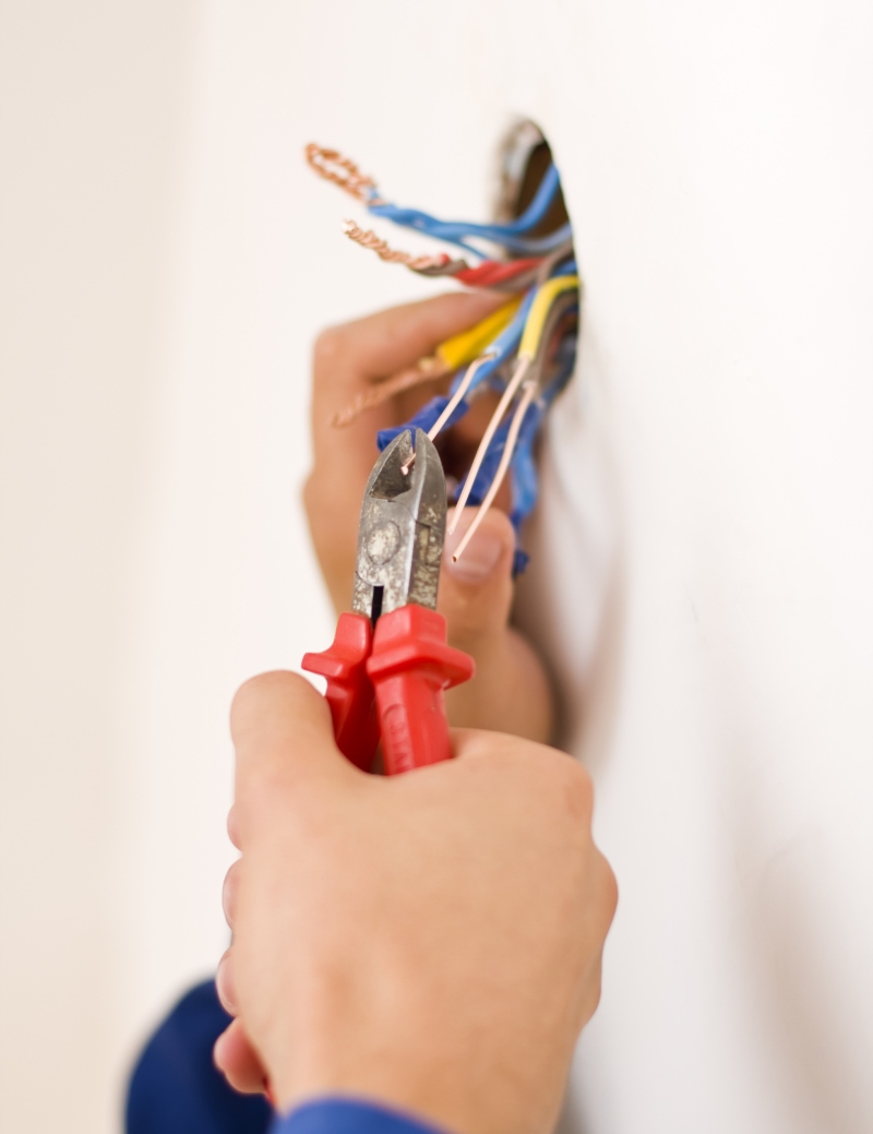 Electricians Copthorne, Maidenbower, RH10